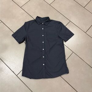 Tahari Dark Blue Patterned Short Sleeve Shirt
